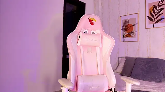 Snapshot of Ayleen_Dunkan chatting on 09-17-25, 12:07 Ayleen Dunkan online show from 09-17-25, 12:07