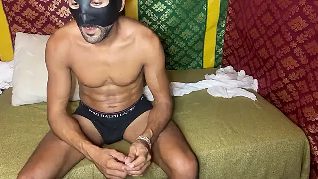 JUSTFORRICH online show from 09-23-25, 08:23