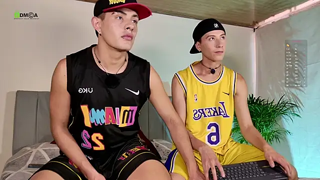 Snapshot of tivendann chatting on 12-04-25, 01:53 tivendann online show from 12-04-25, 01:53