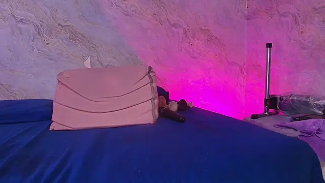 carol juicyy online show from 10-08-25, 07:33