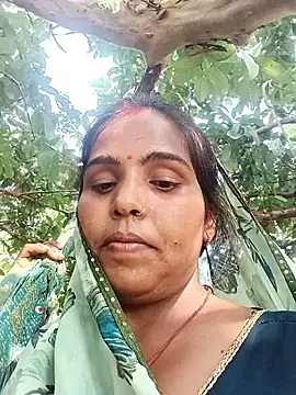 Snapshot of Cut_rajbati chatting on 10-22-25, 07:30 Cut rajbati online show from 10-22-25, 07:30