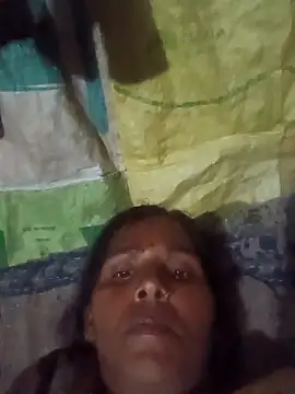 Snapshot of Cut_rajbati chatting on 10-25-25, 02:24 Cut rajbati online show from 10-25-25, 02:24