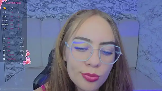 Luna Star v online show from 11-27-25, 03:41