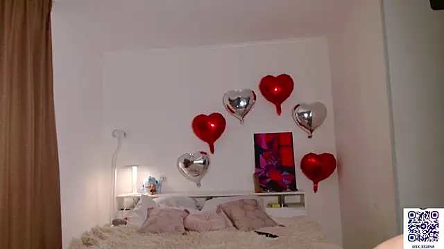 Snapshot of Ice_Strawberry chatting on 02-13-26, 03:02 Ice Strawberry online show from 02-13-26, 03:02