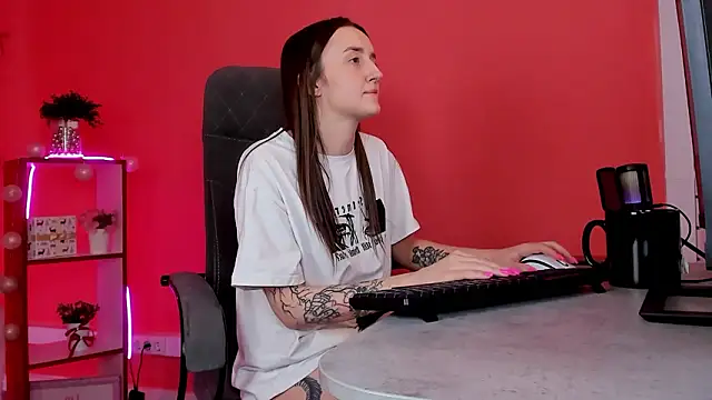 AliceLids online show from 02-03-26, 01:16