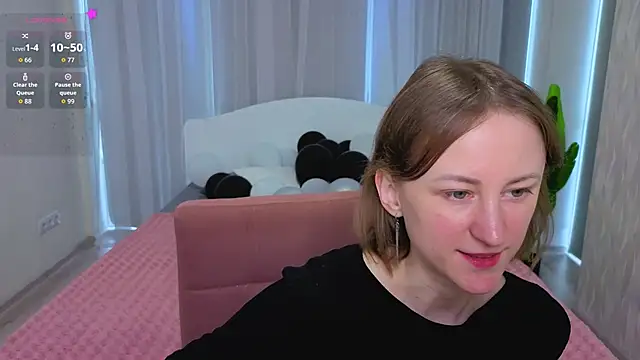 LuluChiiii online show from 11-11-25, 10:48