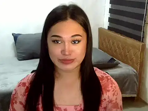 Snapshot of Annierose_ts chatting on 09-13-25, 08:14 Annierose ts online show from 09-13-25, 08:14