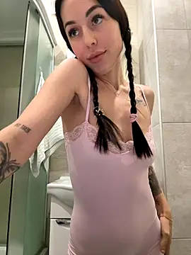 SakuraSara online show from 11-09-25, 03:10