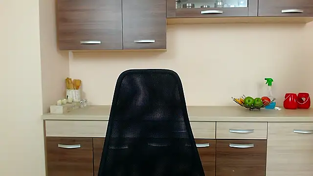 Julia Jae online show from 11-04-25, 07:40