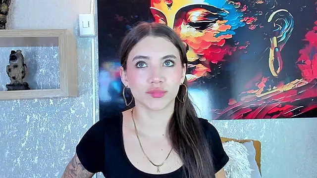 aitana baker  online show from 02-10-26, 03:54