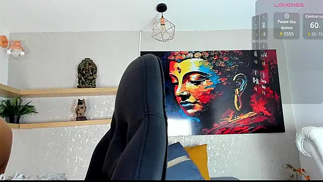 aitana baker  online show from 04-01-26, 02:56