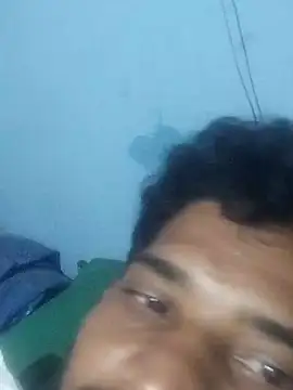 Snapshot of Chloe_1122 chatting on 02-05-25, 06:24 Chloe 1122 online show from 02-05-25, 06:24