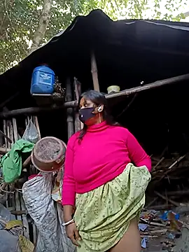 Hotty-rosni online show from 11-25-25, 01:16