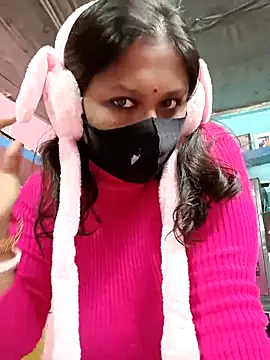 Hotty-rosni online show from 12-19-25, 01:12