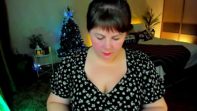 Snapshot of CrystaalStaar chatting on 12-15-25, 08:46 CrystaalStaar online show from 12-15-25, 08:46