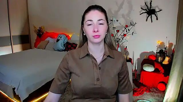 Snapshot of SensitiveSooul chatting on 10-25-25, 11:29 SensitiveSooul online show from 10-25-25, 11:29