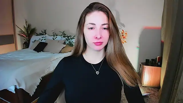 Snapshot of SensitiveSooul chatting on 11-17-25, 07:30 SensitiveSooul online show from 11-17-25, 07:30