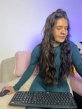 Emilyybennet  online show from 11-25-25, 09:31