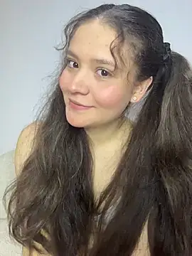 Emilyybennet  online show from 03-12-26, 01:01