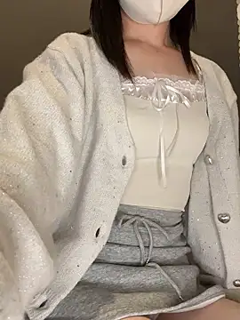 Snapshot of ms_suzuka chatting on 10-12-25, 09:25 ms suzuka online show from 10-12-25, 09:25