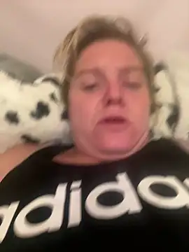 lisamarie4385 online show from 09-22-25, 12:34