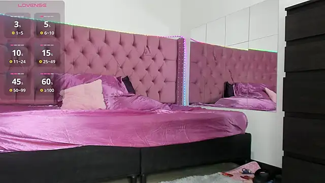 sara ramirez01 online show from 11-15-25, 02:31