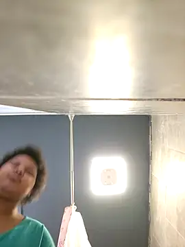 chocolate bella online show from 02-19-26, 03:30