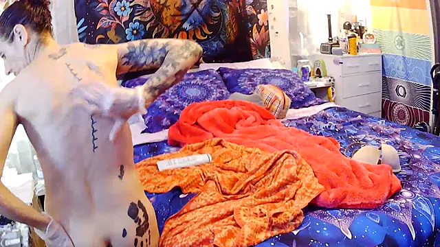 Snapshot of gypsyadventures1 chatting on 10-07-25, 03:53 gypsyadventures1 online show from 10-07-25, 03:53