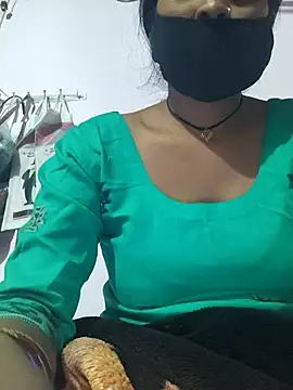 Love-pari077 online show from 11-30-25, 03:38