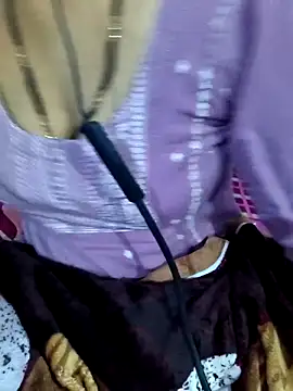 Love-pari077 online show from 12-19-25, 02:57