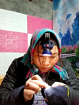 Snapshot of Love-Ly99 chatting on 02-21-26, 12:11 Love-Ly99 online show from 02-21-26, 12:11