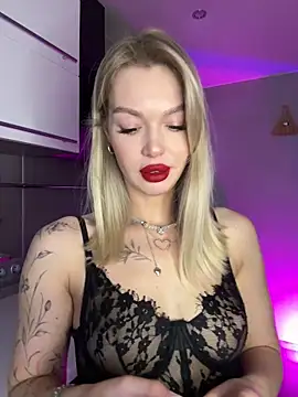 miss veroNika online show from 12-14-25, 05:02