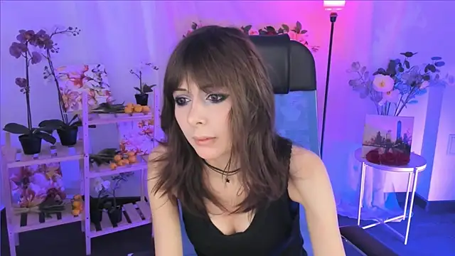 CrystallBloom online show from 12-22-25, 07:22