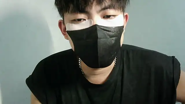 bigbb101011 online show from 09-11-25, 01:00