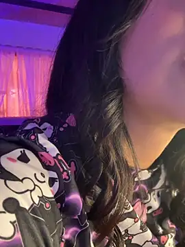 Snapshot of emma_fiore4_ chatting on 09-17-25, 07:48 emma fiore4  online show from 09-17-25, 07:48