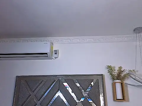 Venus velvett online show from 12-02-25, 06:41