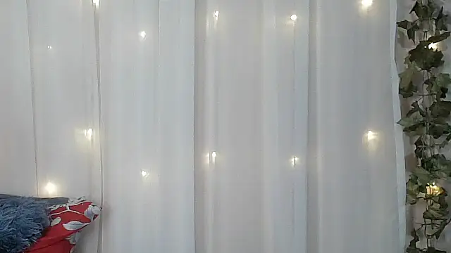 angelainparis28 online show from 11-25-25, 05:07