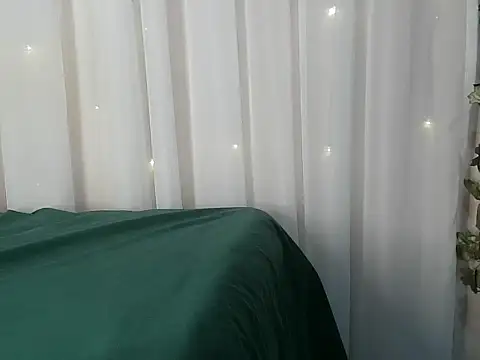 angelainparis28 online show from 12-04-25, 05:06