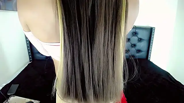 Sasha - online show from 11-19-25, 11:16