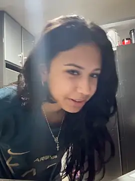 lynn9000 online show from 11-03-25, 04:36