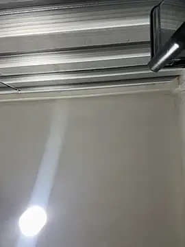 lynn9000 online show from 11-08-25, 05:29