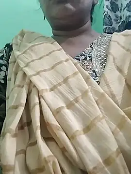 Snapshot of Monika_Telugu_Girl chatting on 01-08-26, 07:05 Monika Telugu Girl online show from 01-08-26, 07:05