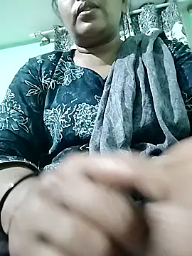 Snapshot of Monika_Telugu_Girl chatting on 01-17-26, 05:05 Monika Telugu Girl online show from 01-17-26, 05:05