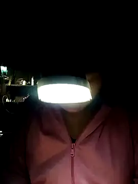 Snapshot of cicnci chatting on 09-25-25, 08:23 cicnci online show from 09-25-25, 08:23