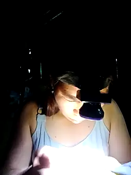 Snapshot of cicnci chatting on 10-22-25, 11:04 cicnci online show from 10-22-25, 11:04