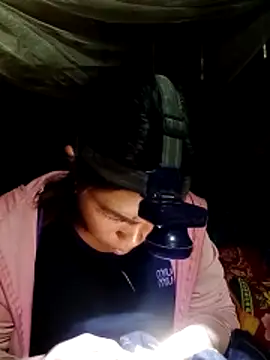 Snapshot of cicnci chatting on 11-01-25, 01:40 cicnci online show from 11-01-25, 01:40