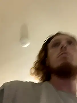 Snapshot of BIGxRED chatting on 09-15-25, 06:24 BIGxRED online show from 09-15-25, 06:24