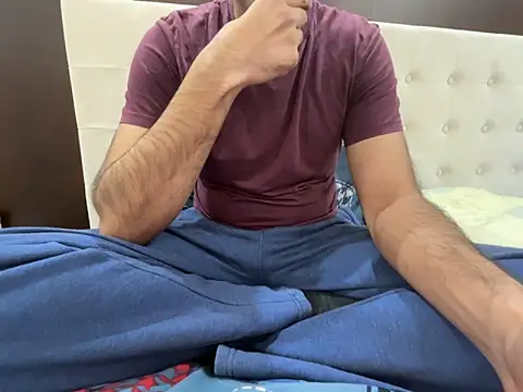 Snapshot of DecentJaat chatting on 02-10-26, 04:44 DecentJaat online show from 02-10-26, 04:44