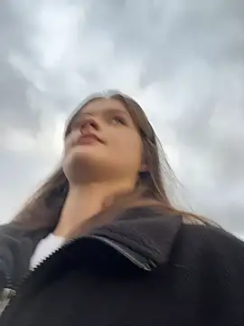 KittyQueeny online show from 10-10-25, 02:05