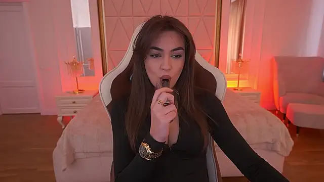 Snapshot of EricaSin chatting on 02-03-26, 08:41 EricaSin online show from 02-03-26, 08:41